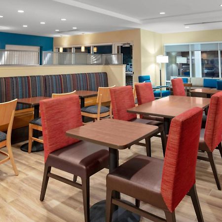 Towneplace Suites By Marriott גיינסוויל מראה חיצוני תמונה