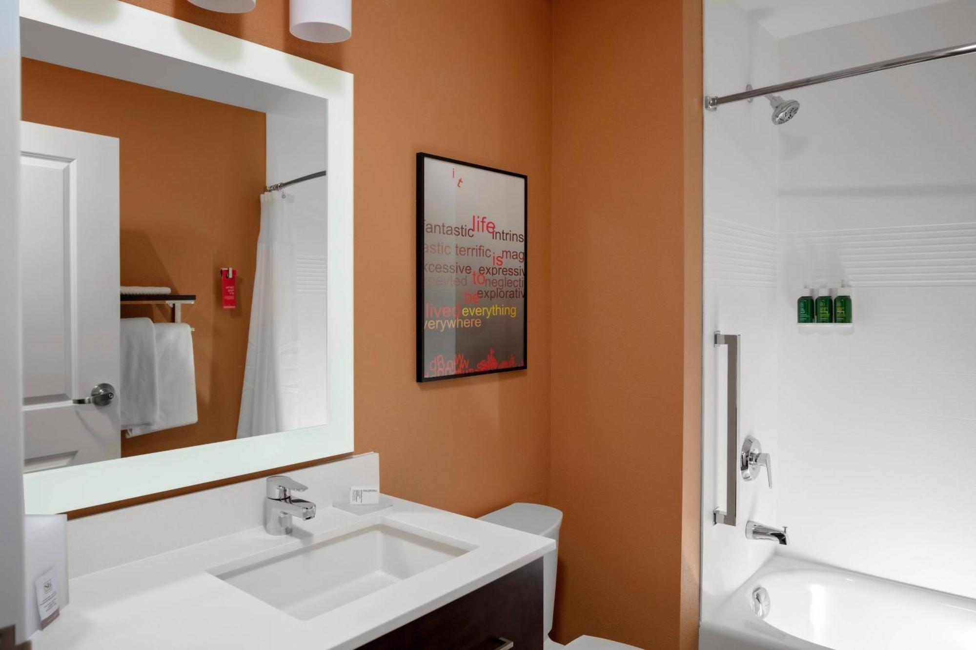 Towneplace Suites By Marriott גיינסוויל מראה חיצוני תמונה