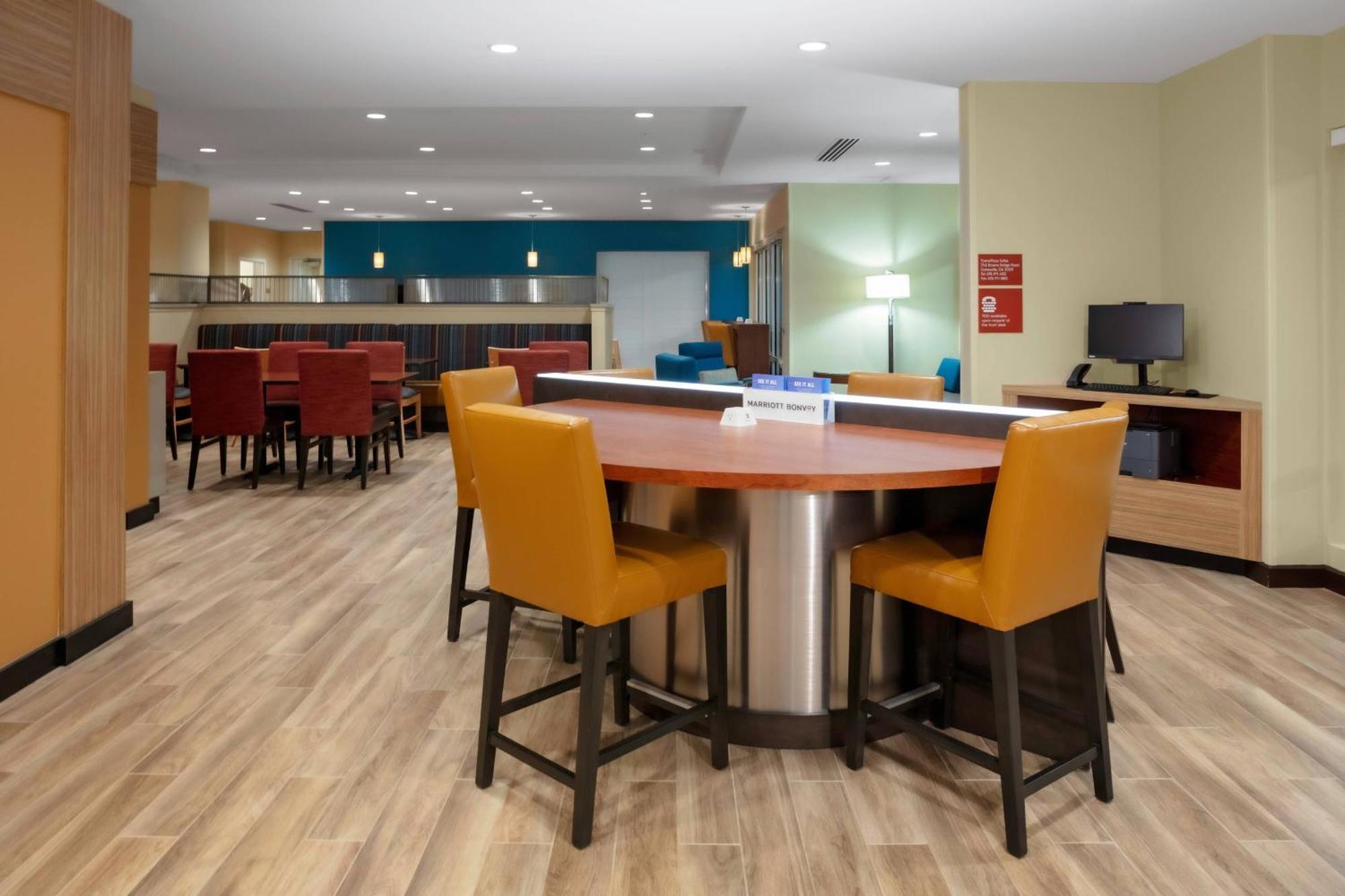 Towneplace Suites By Marriott גיינסוויל מראה חיצוני תמונה