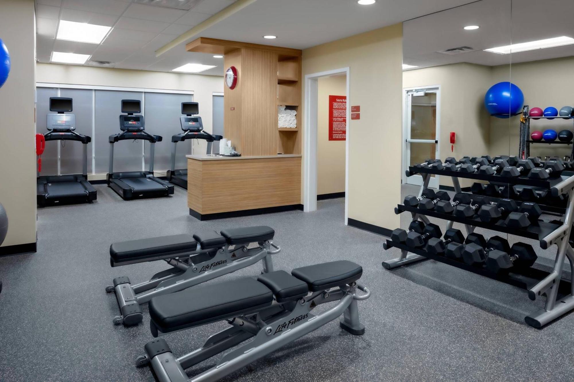 Towneplace Suites By Marriott גיינסוויל מראה חיצוני תמונה
